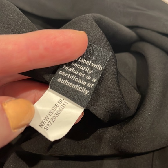 Diane Von Furstenberg “New Issie” Silk Surplice Blouse - Picture 7 of 8